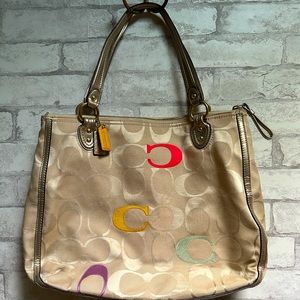 Authentic Coach Poppy Classic C Logo Shoulder Bag